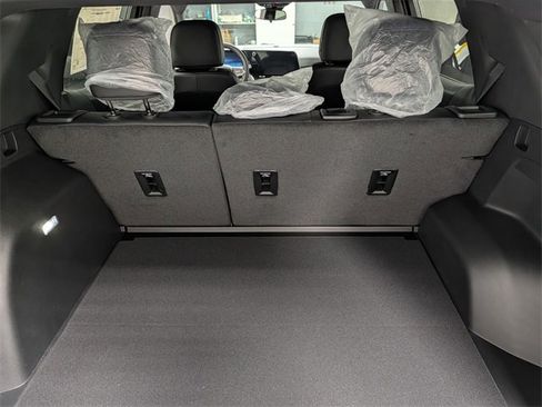 New 2026 Chevrolet Equinox LT image 14