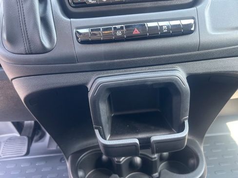 Used 2025 RAM ProMaster 2500 w/ Convenience Group image 23