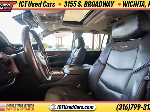 Used 2016 Cadillac Escalade ESV Premium RWD image 11