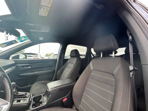 Used 2025 Honda CR-V Sport image 16
