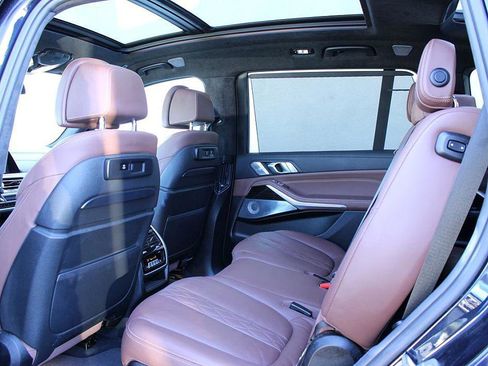 Used 2019 BMW X7 xDrive50i w/ M Sport Package image 21