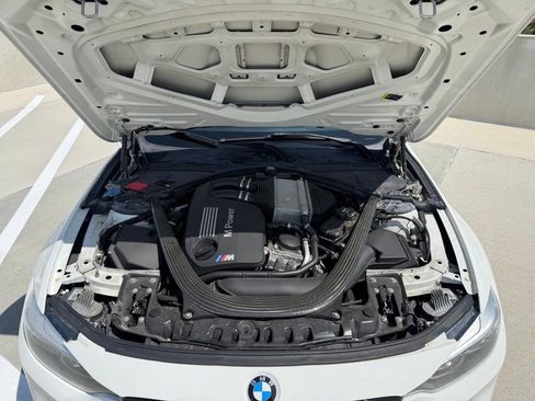 Used 2018 BMW M3 RWD image 47