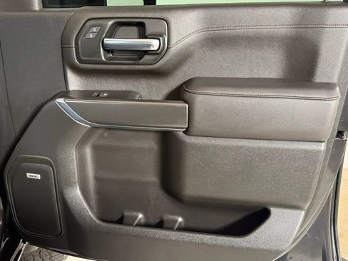 Used 2020 GMC Sierra 2500 AT4 w/ AT4 Premium Package image 16