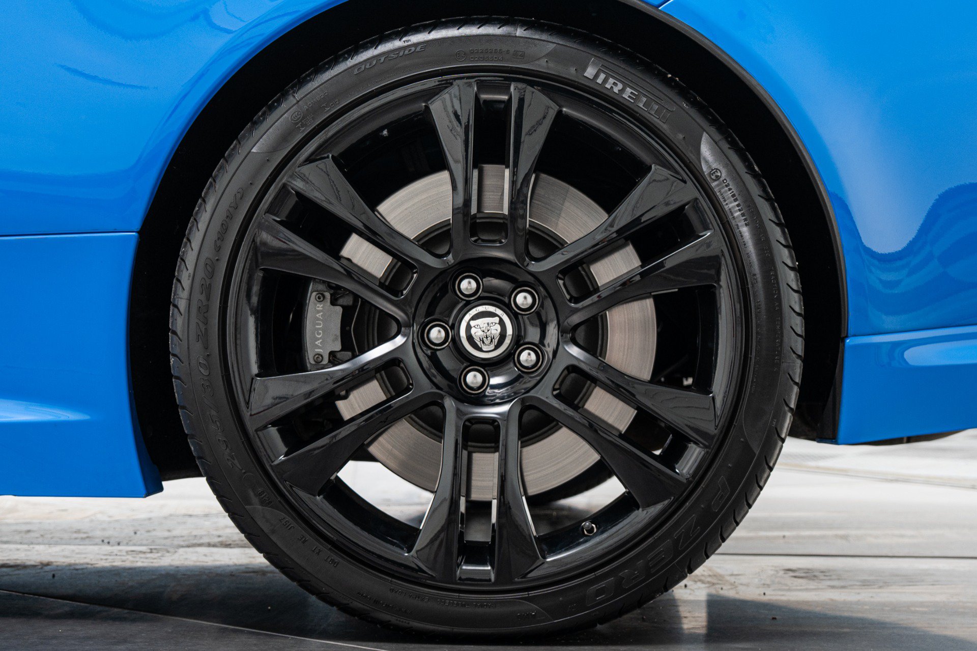 Used 2012 Jaguar XKR R-S RWD image 11