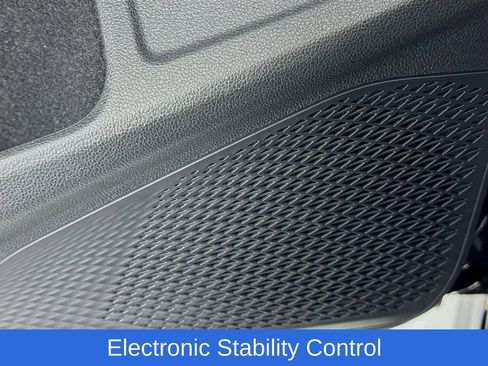 Used 2023 Volkswagen Golf 20th Anniversary Edition image 25