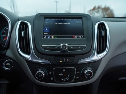 Used 2024 Chevrolet Equinox LS w/ Sport Edition image 29