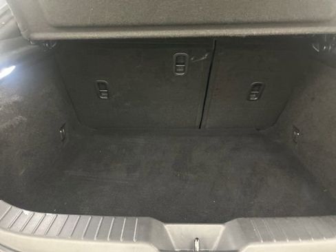 Used 2022 MAZDA MAZDA3 s image 29