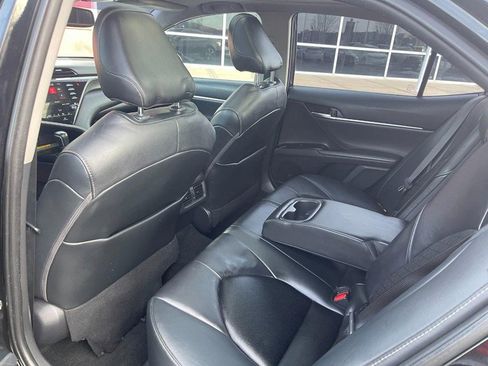 Used 2020 Toyota Camry XSE FWD image 13