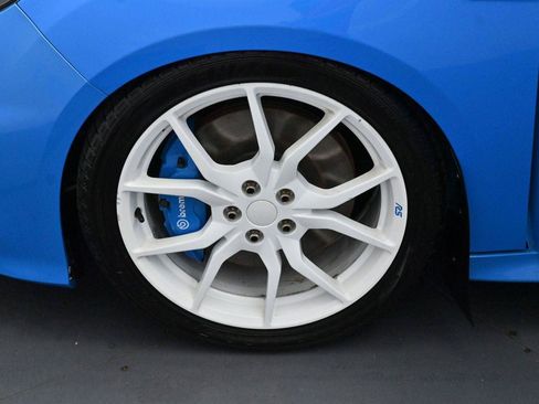 Used 2016 Ford Focus RS AWD/4WD image 38