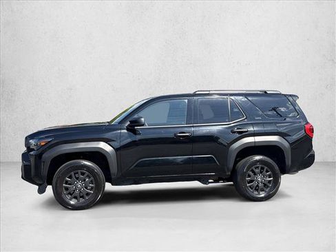 Certified 2025 Toyota 4Runner SR5 AWD/4WD image 8