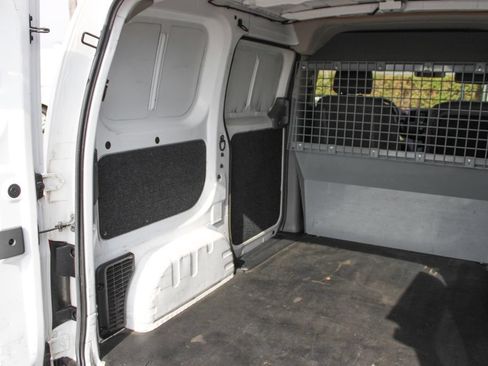 Used 2020 Nissan NV200 S w/ Back Door Glass Package FWD image 9
