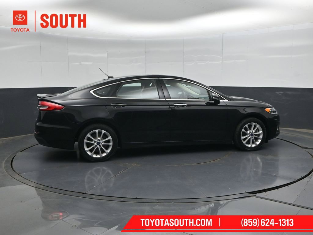 Used 2020 Ford Fusion Energi Titanium FWD image 3