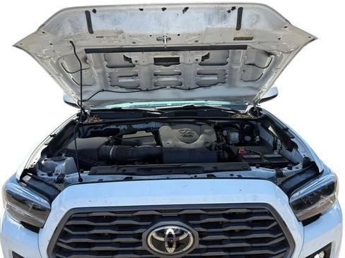 Used 2023 Toyota Tacoma TRD Sport AWD/4WD image 18