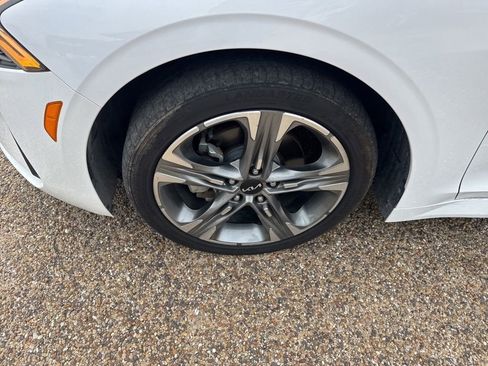 Used 2022 Kia K5 EX w/ EX Premium Package FWD image 9