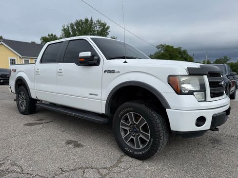 Used 2013 Ford F150 FX4 w/ Mid Equipment Group AWD/4WD image 5