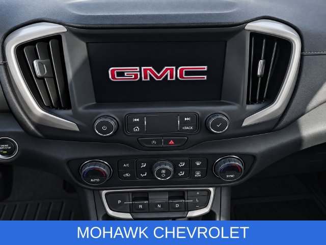 Used 2022 GMC Terrain Denali w/ Denali Premium Package AWD/4WD image 14