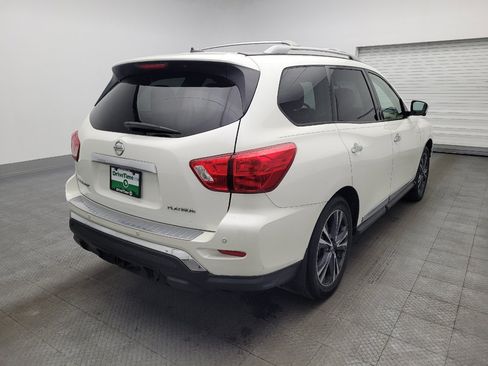 Used 2018 Nissan Pathfinder Platinum w/ Cargo Package FWD image 9