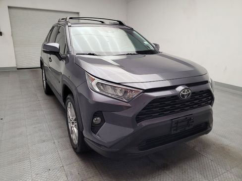 Used 2020 Toyota RAV4 XLE Premium w/ Carpet Mat Package FWD image 14