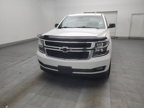 Used 2019 Chevrolet Suburban Premier AWD/4WD image 15