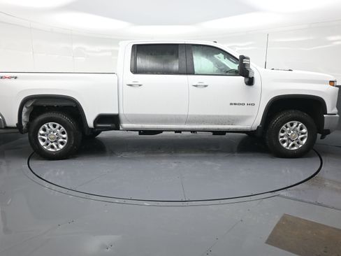 New 2026 Chevrolet Silverado 3500 LT w/ Safety Package image 2