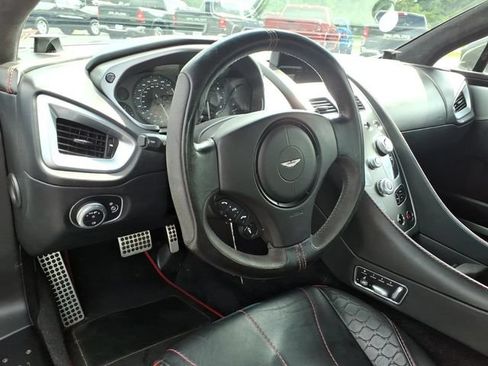 Used 2014 Aston Martin Vanquish Coupe RWD image 14