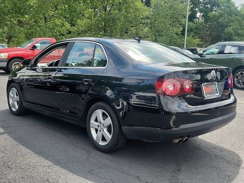 Used 2009 Volkswagen Jetta SE FWD image 9