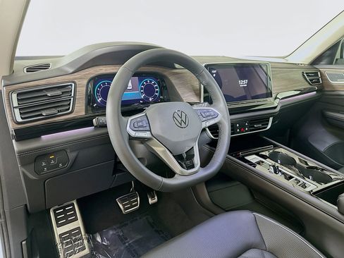 New 2026 Volkswagen Atlas SEL Premium R-Line AWD/4WD image 9