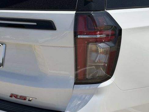 Used 2024 Chevrolet Tahoe RST w/ Luxury Package RWD image 7
