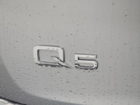 Used 2023 Audi Q5 2.0T Premium w/ Convenience Package image 33