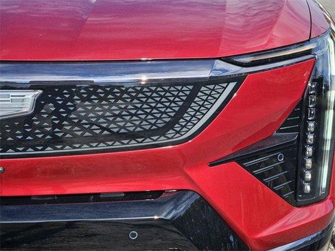 New 2026 Cadillac Optiq Sport 2 image 10