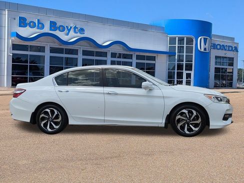 Used 2016 Honda Accord EX-L image 4