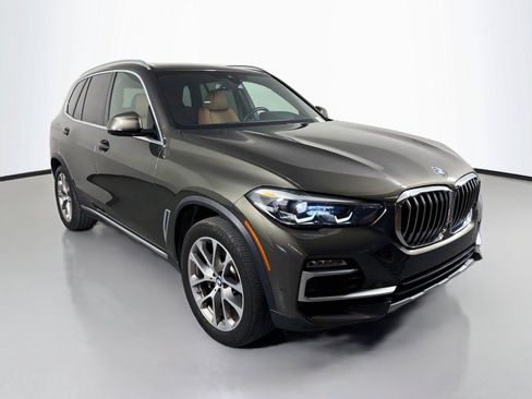 Used 2021 BMW X5 xDrive40i w/ Premium Package 2 AWD/4WD image 3
