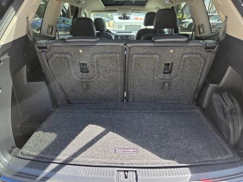 Used 2021 Volkswagen Atlas SEL Premium AWD/4WD image 28