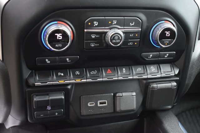 Certified 2021 Chevrolet Silverado 1500 LT Trail Boss w/ Convenience Package II AWD/4WD image 34
