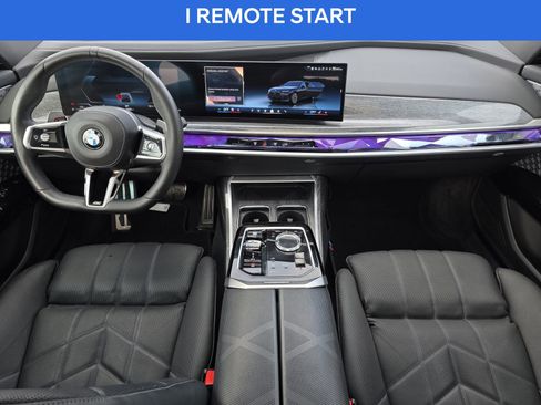 Used 2023 BMW 740i w/ Executive Package image 13