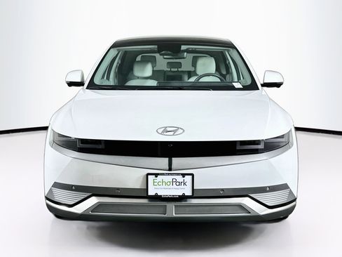 Used 2024 Hyundai Ioniq 5 Limited RWD image 2
