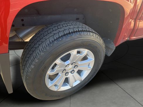 Used 2021 Chevrolet Colorado LT w/ LT Convenience Package image 21