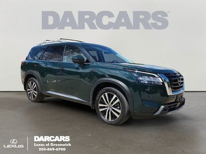Used 2024 Nissan Pathfinder Platinum