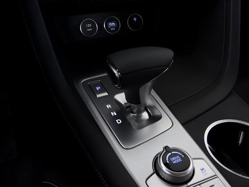 New 2026 Genesis G70 2.5T Prestige image 31