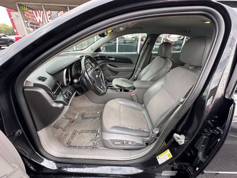 Used 2015 Chevrolet Malibu LT image 16