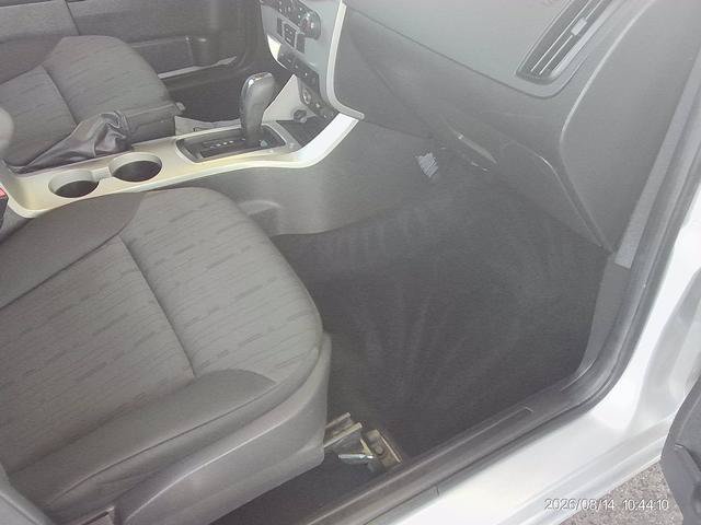 Used 2010 Ford Focus SE FWD image 17