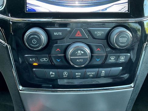 Certified 2021 Jeep Grand Cherokee Limited image 20