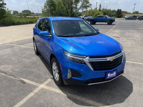 Used 2024 Chevrolet Equinox LT AWD/4WD image 8