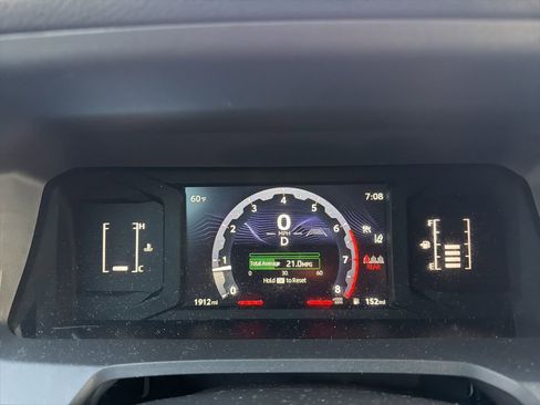 Used 2025 Toyota Tacoma SR RWD image 12