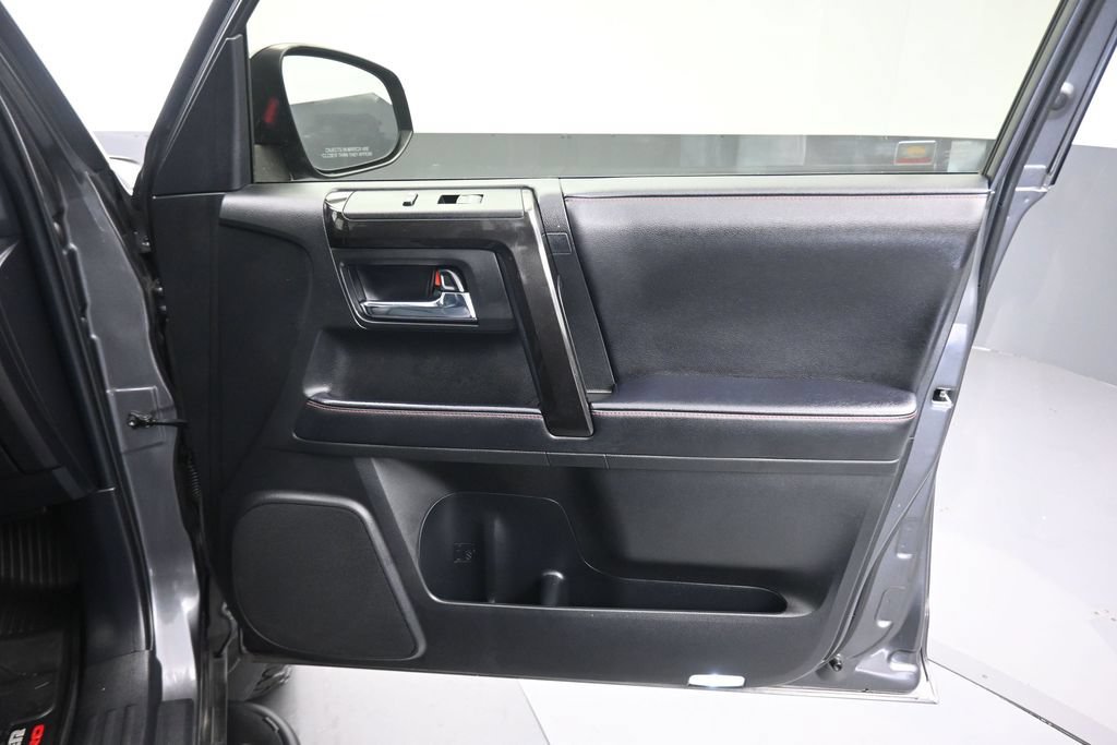 Used 2020 Toyota 4Runner TRD Pro AWD/4WD image 38