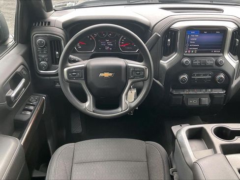 Used 2019 Chevrolet Silverado 1500 LT AWD/4WD image 5