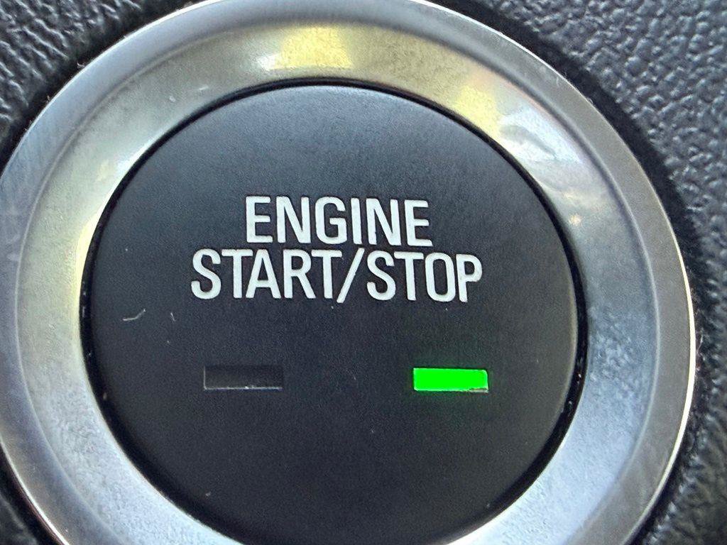 Used 2023 GMC Terrain SLT AWD/4WD image 24