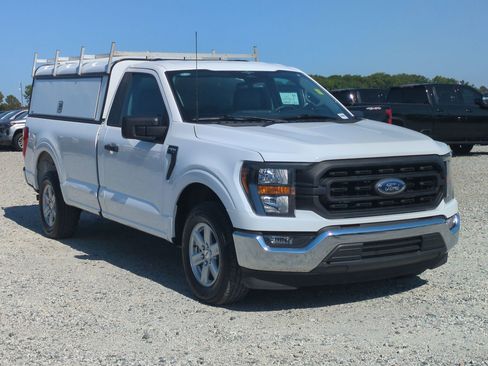 Used 2023 Ford F150 XL w/ XL Chrome Appearance Package RWD image 2