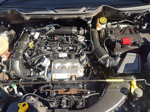 Used 2021 Ford EcoSport Titanium FWD image 19