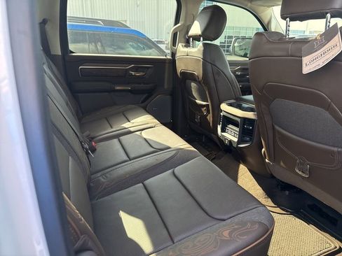 Used 2025 RAM 1500 Limited image 6